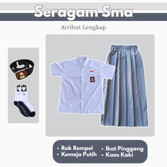 1 Set Seragam SMA Wanita Lengan Pendek (Baju Lengan Pendek + Bawahan + Ikat Pinggang + Kaos Kaki)